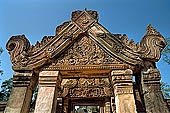 Banteay Srei temple - second enclosure, portico of the east gopura 